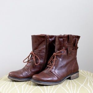 Comfy Vegan Leather BareTraps Ankle Boots